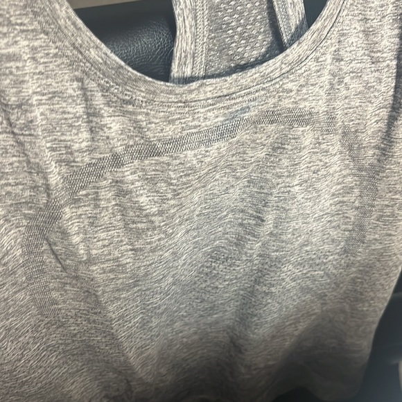 Lululemon Grey Tank Top swiftly tech - Picture 4 of 4
